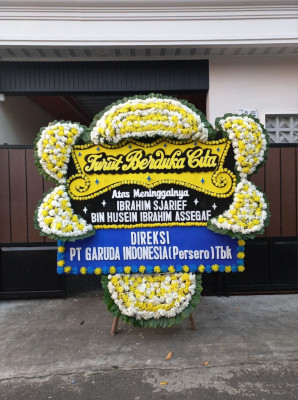 Papan Bunga Duka di Brang Ene