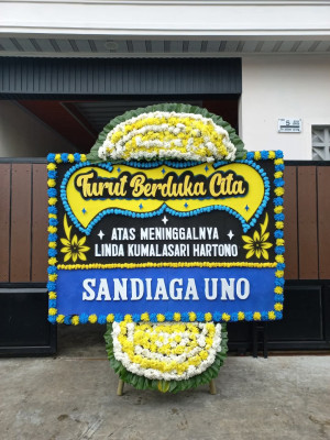 Papan Bunga Duka di Brang Ene